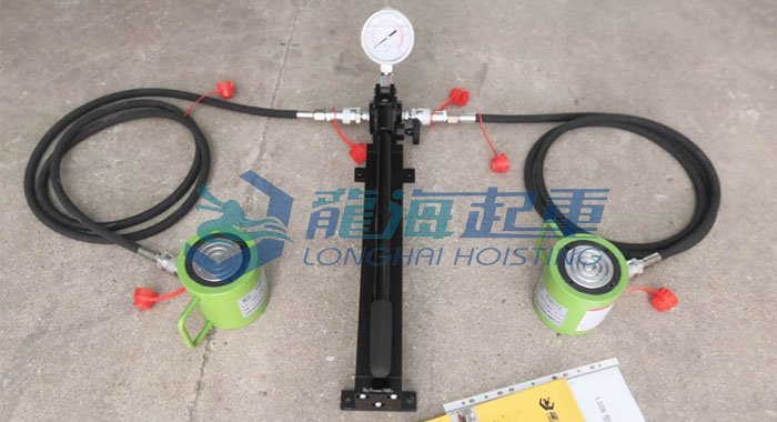 薄型液壓千斤頂配套壓力表手動泵現(xiàn)貨